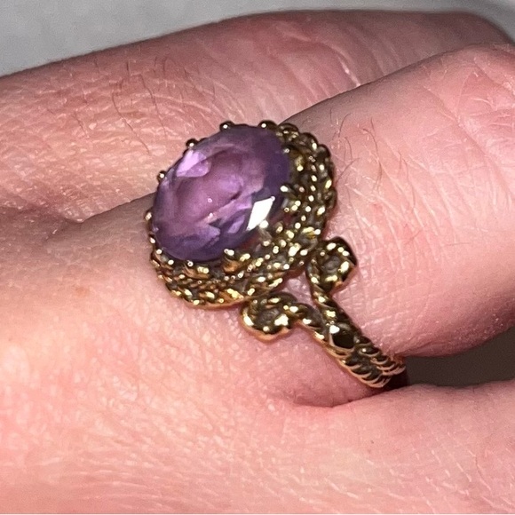 Gold Ring Purple Gemstone 14K Sz 7 - Picture 3 of 8